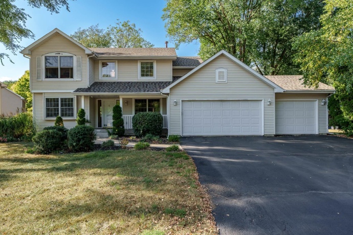 10356 Geneva, ROSCOE, Illinois 61073, 4 Bedrooms Bedrooms, ,2 BathroomsBathrooms,House,For Sale,Geneva,202506428