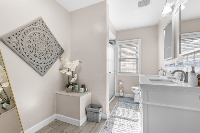 2920 Buckingham, ROCKFORD, Illinois 61107, 3 Bedrooms Bedrooms, ,1 BathroomBathrooms,House,For Sale,Buckingham,202506429