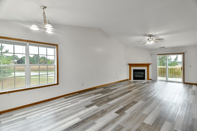 13000 PRIMROSE PL #A, POPLAR GROVE, Illinois 61065, 2 Bedrooms Bedrooms, ,2 BathroomsBathrooms,Condominium,For Sale,PRIMROSE PL #A,202506445