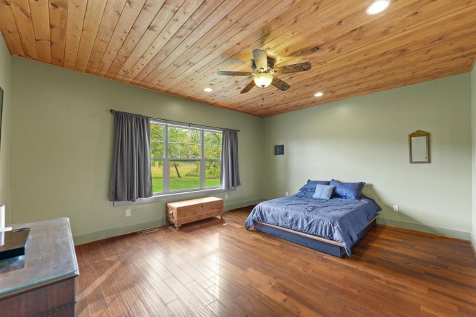 166 ROCKY HILL, GALENA, Illinois 61036, 3 Bedrooms Bedrooms, ,4 BathroomsBathrooms,House,For Sale,ROCKY HILL,202506448