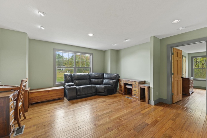 166 ROCKY HILL, GALENA, Illinois 61036, 3 Bedrooms Bedrooms, ,4 BathroomsBathrooms,House,For Sale,ROCKY HILL,202506448