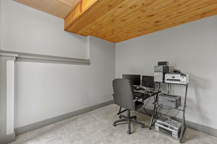 166 ROCKY HILL, GALENA, Illinois 61036, 3 Bedrooms Bedrooms, ,4 BathroomsBathrooms,House,For Sale,ROCKY HILL,202506448