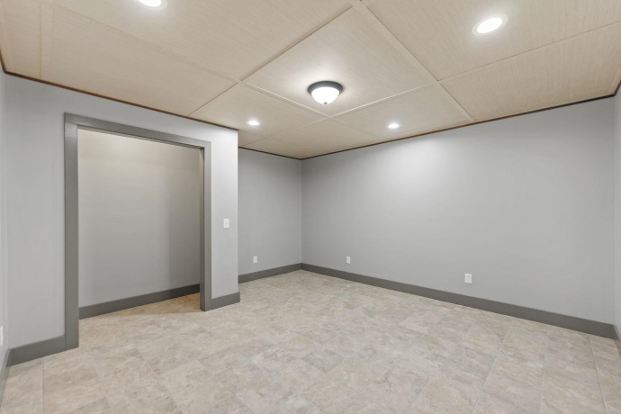 166 ROCKY HILL, GALENA, Illinois 61036, 3 Bedrooms Bedrooms, ,4 BathroomsBathrooms,House,For Sale,ROCKY HILL,202506448