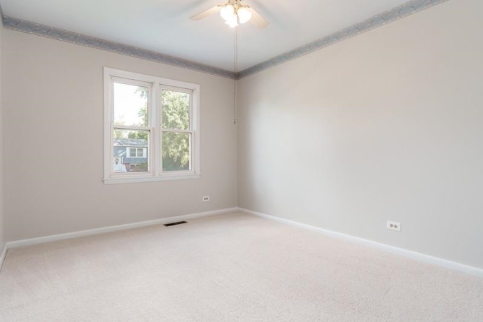 7924 WESTVIEW, WOODRIDGE, Illinois 60517, 5 Bedrooms Bedrooms, ,2 BathroomsBathrooms,House,For Sale,WESTVIEW,202506452