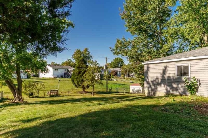 7924 WESTVIEW, WOODRIDGE, Illinois 60517, 5 Bedrooms Bedrooms, ,2 BathroomsBathrooms,House,For Sale,WESTVIEW,202506452