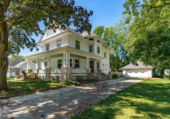 305 PERRY ST., BELVIDERE, Illinois 61008, 5 Bedrooms Bedrooms, ,2 BathroomsBathrooms,House,For Sale,PERRY ST.,202505999