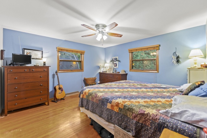 437 Edgewood, BELVIDERE, Illinois 61008, 3 Bedrooms Bedrooms, ,2 BathroomsBathrooms,House,For Sale,Edgewood,202506453