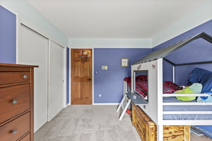 437 Edgewood, BELVIDERE, Illinois 61008, 3 Bedrooms Bedrooms, ,2 BathroomsBathrooms,House,For Sale,Edgewood,202506453