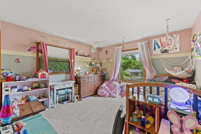 437 Edgewood, BELVIDERE, Illinois 61008, 3 Bedrooms Bedrooms, ,2 BathroomsBathrooms,House,For Sale,Edgewood,202506453