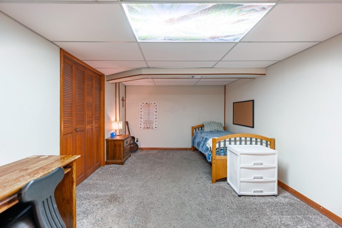 437 Edgewood, BELVIDERE, Illinois 61008, 3 Bedrooms Bedrooms, ,2 BathroomsBathrooms,House,For Sale,Edgewood,202506453