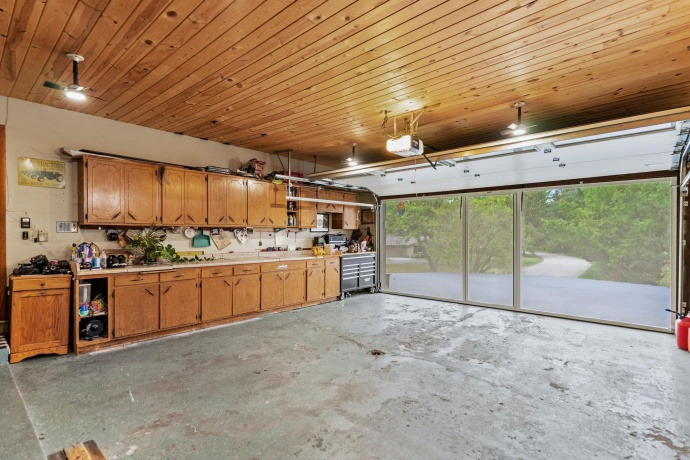 437 Edgewood, BELVIDERE, Illinois 61008, 3 Bedrooms Bedrooms, ,2 BathroomsBathrooms,House,For Sale,Edgewood,202506453