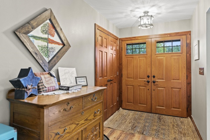 437 Edgewood, BELVIDERE, Illinois 61008, 3 Bedrooms Bedrooms, ,2 BathroomsBathrooms,House,For Sale,Edgewood,202506453