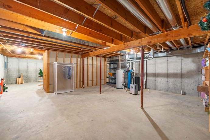 1005 Arapaho, FREEPORT, Illinois 61032, 2 Bedrooms Bedrooms, ,2 BathroomsBathrooms,Condominium,For Sale,Arapaho,202506454