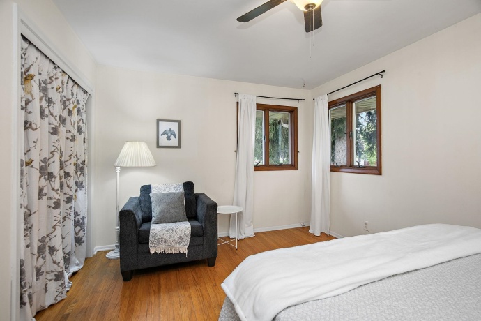 1111 Kingsway, ROCKFORD, Illinois 61108, 2 Bedrooms Bedrooms, ,1 BathroomBathrooms,House,For Sale,Kingsway,202506461