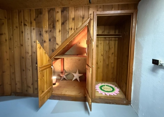 1111 Kingsway, ROCKFORD, Illinois 61108, 2 Bedrooms Bedrooms, ,1 BathroomBathrooms,House,For Sale,Kingsway,202506461