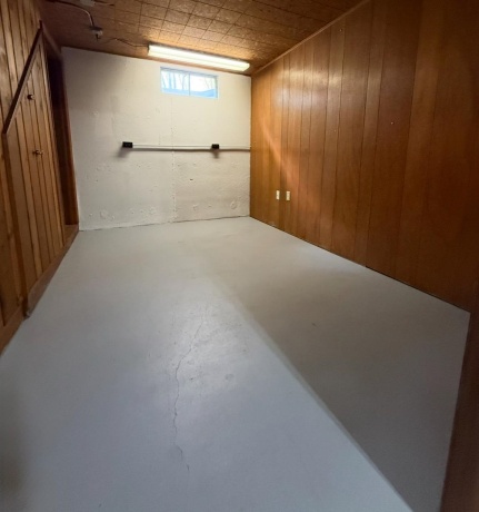 1111 Kingsway, ROCKFORD, Illinois 61108, 2 Bedrooms Bedrooms, ,1 BathroomBathrooms,House,For Sale,Kingsway,202506461