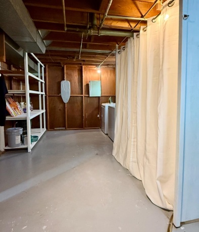 1111 Kingsway, ROCKFORD, Illinois 61108, 2 Bedrooms Bedrooms, ,1 BathroomBathrooms,House,For Sale,Kingsway,202506461