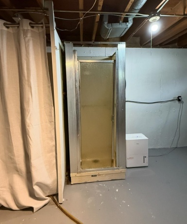 1111 Kingsway, ROCKFORD, Illinois 61108, 2 Bedrooms Bedrooms, ,1 BathroomBathrooms,House,For Sale,Kingsway,202506461