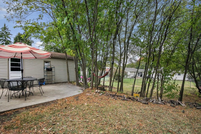 1111 Kingsway, ROCKFORD, Illinois 61108, 2 Bedrooms Bedrooms, ,1 BathroomBathrooms,House,For Sale,Kingsway,202506461