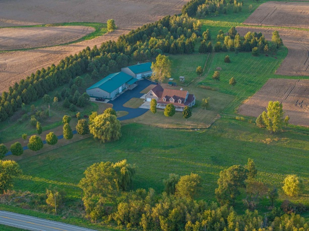 10477 (10 AC) Telegraph, WINNEBAGO, Illinois 61088, 4 Bedrooms Bedrooms, ,3 BathroomsBathrooms,House,For Sale,Telegraph,202506462