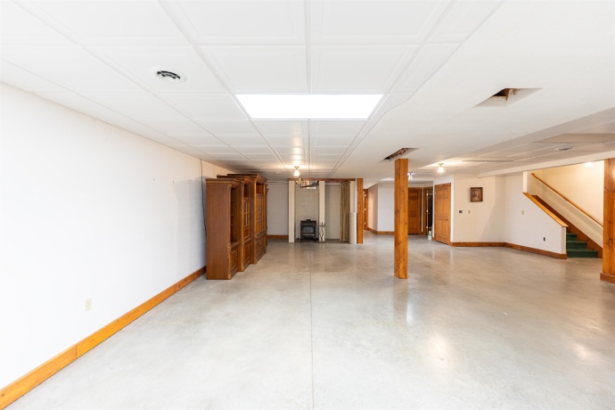 10477 (10 AC) Telegraph, WINNEBAGO, Illinois 61088, 4 Bedrooms Bedrooms, ,3 BathroomsBathrooms,House,For Sale,Telegraph,202506462