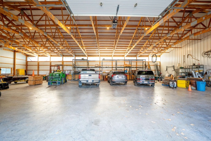 10477 (10 AC) Telegraph, WINNEBAGO, Illinois 61088, 4 Bedrooms Bedrooms, ,3 BathroomsBathrooms,House,For Sale,Telegraph,202506462