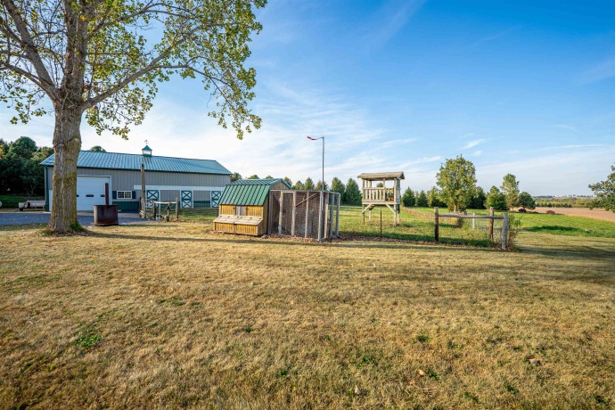 10477 (10 AC) Telegraph, WINNEBAGO, Illinois 61088, 4 Bedrooms Bedrooms, ,3 BathroomsBathrooms,House,For Sale,Telegraph,202506462