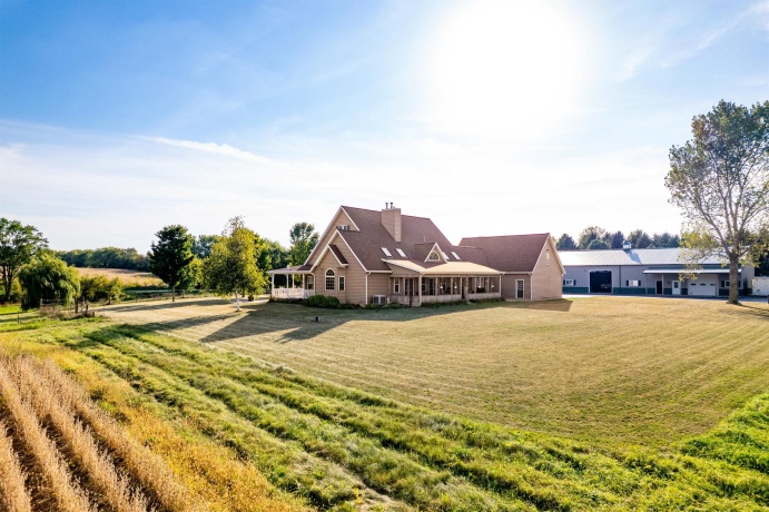 10477 (10 AC) Telegraph, WINNEBAGO, Illinois 61088, 4 Bedrooms Bedrooms, ,3 BathroomsBathrooms,House,For Sale,Telegraph,202506462