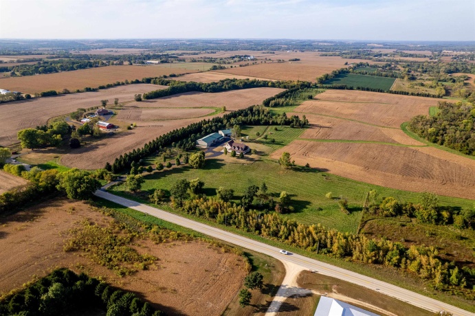 10477 (10 AC) Telegraph, WINNEBAGO, Illinois 61088, 4 Bedrooms Bedrooms, ,3 BathroomsBathrooms,House,For Sale,Telegraph,202506462