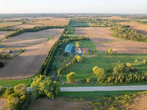 10477 (10 AC) Telegraph, WINNEBAGO, Illinois 61088, 4 Bedrooms Bedrooms, ,3 BathroomsBathrooms,House,For Sale,Telegraph,202506462