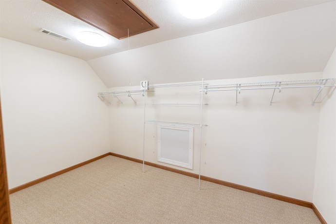 10477 (80 AC) Telegraph, WINNEBAGO, Illinois 61088, 4 Bedrooms Bedrooms, ,3 BathroomsBathrooms,House,For Sale,Telegraph,202506464