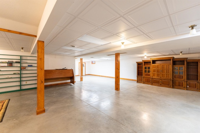 10477 (80 AC) Telegraph, WINNEBAGO, Illinois 61088, 4 Bedrooms Bedrooms, ,3 BathroomsBathrooms,House,For Sale,Telegraph,202506464