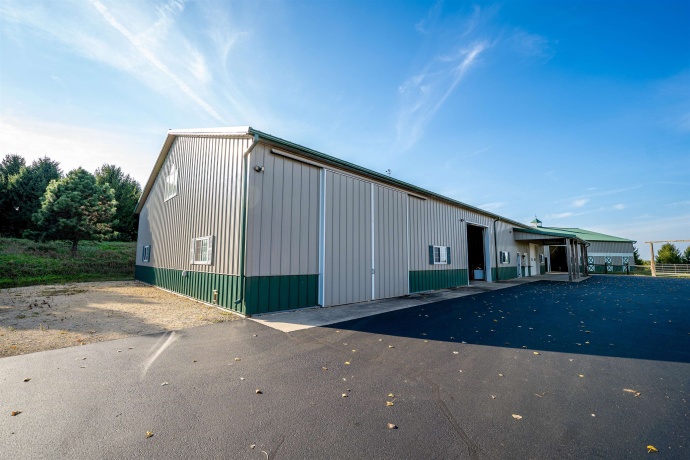 10477 (80 AC) Telegraph, WINNEBAGO, Illinois 61088, 4 Bedrooms Bedrooms, ,3 BathroomsBathrooms,House,For Sale,Telegraph,202506464