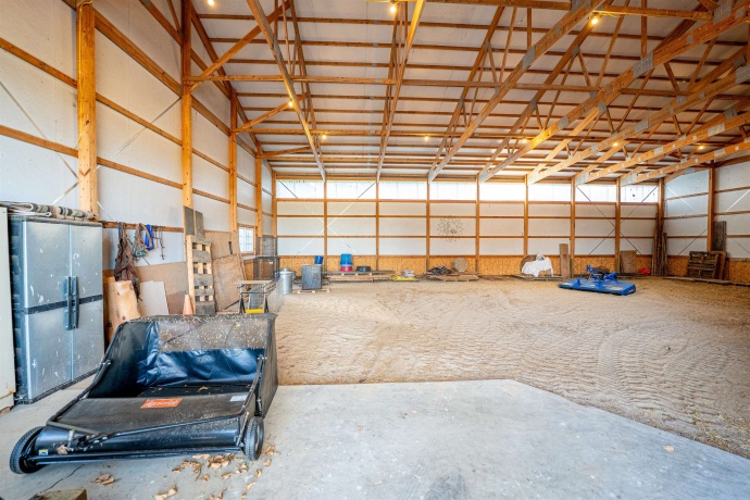 10477 (80 AC) Telegraph, WINNEBAGO, Illinois 61088, 4 Bedrooms Bedrooms, ,3 BathroomsBathrooms,House,For Sale,Telegraph,202506464