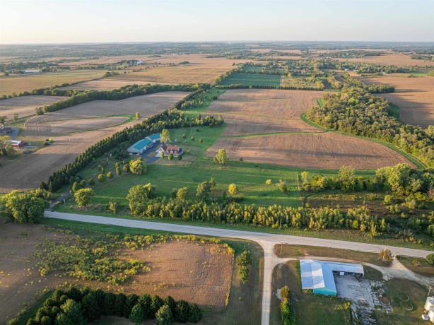 10477 (80 AC) Telegraph, WINNEBAGO, Illinois 61088, 4 Bedrooms Bedrooms, ,3 BathroomsBathrooms,House,For Sale,Telegraph,202506464