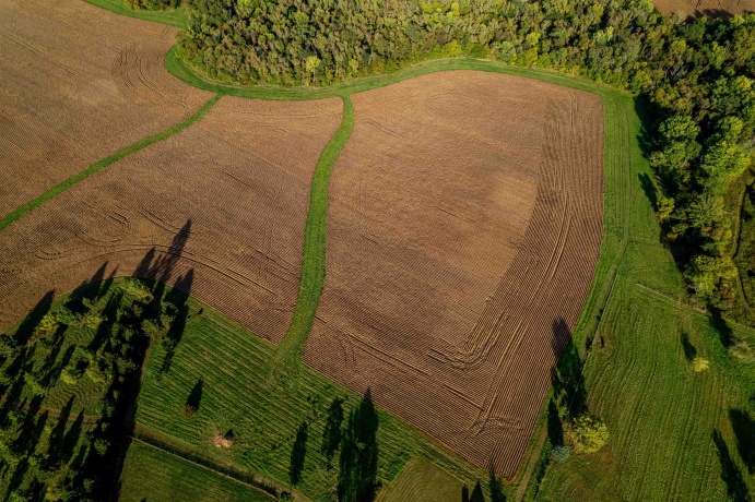 10477 (80 AC) Telegraph, WINNEBAGO, Illinois 61088, 4 Bedrooms Bedrooms, ,3 BathroomsBathrooms,House,For Sale,Telegraph,202506464