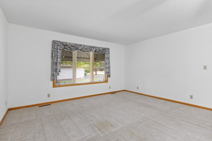 5103 Star Flower, LOVES PARK, Illinois 61111, 2 Bedrooms Bedrooms, ,3 BathroomsBathrooms,Condominium,For Sale,Star Flower,202506470