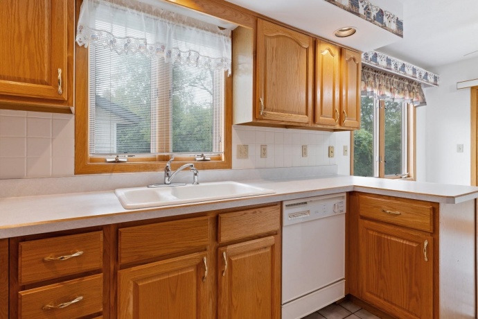 5103 Star Flower, LOVES PARK, Illinois 61111, 2 Bedrooms Bedrooms, ,3 BathroomsBathrooms,Condominium,For Sale,Star Flower,202506470