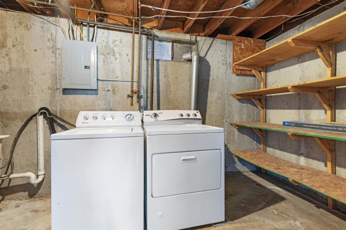 7725 Boulder, LOVES PARK, Illinois 61111, 5 Bedrooms Bedrooms, ,1 BathroomBathrooms,House,For Sale,Boulder,202505789