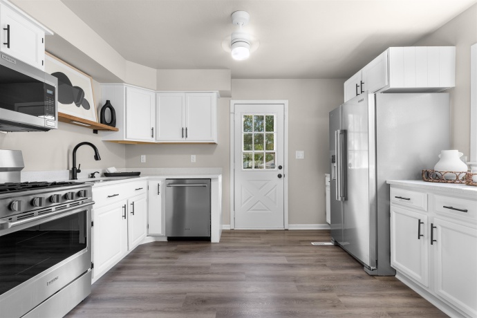 7725 Boulder, LOVES PARK, Illinois 61111, 5 Bedrooms Bedrooms, ,1 BathroomBathrooms,House,For Sale,Boulder,202505789