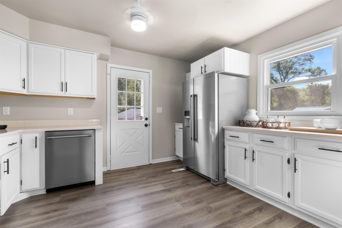 7725 Boulder, LOVES PARK, Illinois 61111, 5 Bedrooms Bedrooms, ,1 BathroomBathrooms,House,For Sale,Boulder,202505789