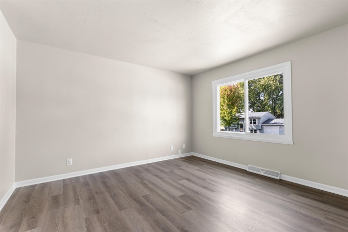 7725 Boulder, LOVES PARK, Illinois 61111, 5 Bedrooms Bedrooms, ,1 BathroomBathrooms,House,For Sale,Boulder,202505789