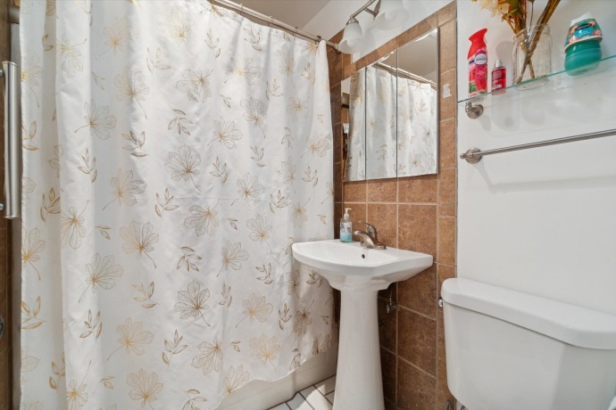 1954 Wisteria, ROCKFORD, Illinois 61107, 3 Bedrooms Bedrooms, ,1 BathroomBathrooms,House,For Sale,Wisteria,202506472