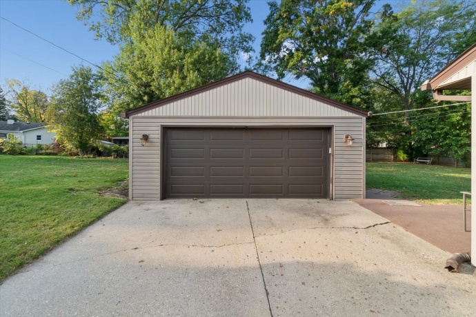 1954 Wisteria, ROCKFORD, Illinois 61107, 3 Bedrooms Bedrooms, ,1 BathroomBathrooms,House,For Sale,Wisteria,202506472