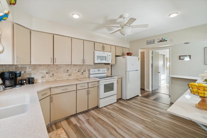 1954 Wisteria, ROCKFORD, Illinois 61107, 3 Bedrooms Bedrooms, ,1 BathroomBathrooms,House,For Sale,Wisteria,202506472