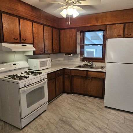 4223 KENNETT, ROCKFORD, Illinois 61101, 2 Bedrooms Bedrooms, ,1 BathroomBathrooms,House,For Sale,KENNETT,202506473