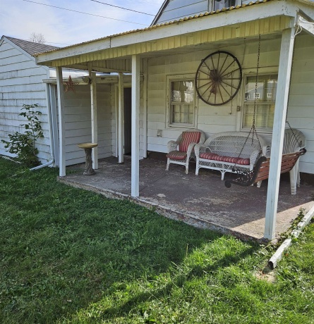 4223 KENNETT, ROCKFORD, Illinois 61101, 2 Bedrooms Bedrooms, ,1 BathroomBathrooms,House,For Sale,KENNETT,202506473