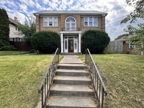 2225 Broadway, ROCKFORD, Illinois 61104, ,3 - 4 Units,For Sale,Broadway,202506475