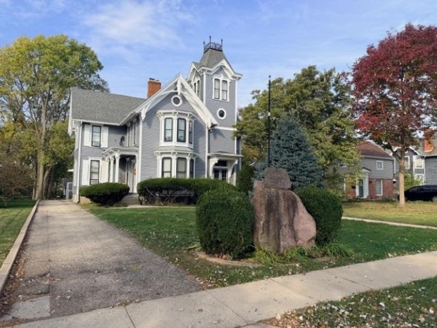 601 Pearl, BELVIDERE, Illinois 61008, ,5+ Units,For Sale,Pearl,202506482