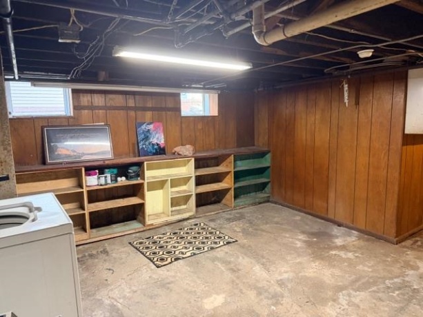 601 Pearl, BELVIDERE, Illinois 61008, ,5+ Units,For Sale,Pearl,202506482